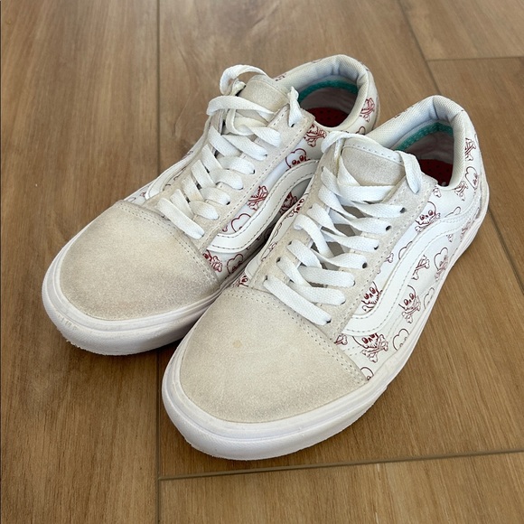 Worn once - VANS Old Skool Skull Sneakers - Picture 4 of 8